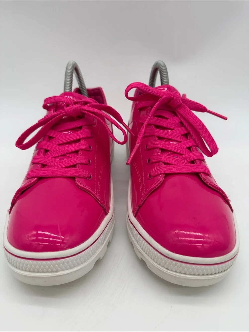 Skechers Women's 155201 Hot Pink Patent Roadies 90sBBY Casual Shoes Size 7.5